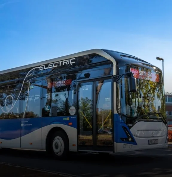 Pourquoi l’électrification va remodeler l’avenir des parcs d’autobus et de camions